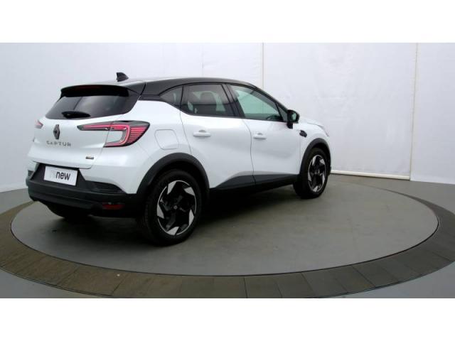 Renault Captur image 2