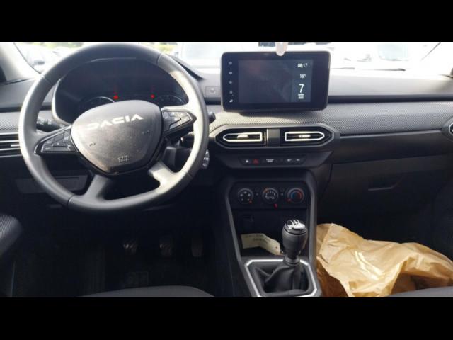 Dacia Sandero image 3