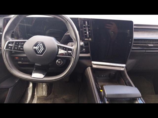 Renault Austral image 2