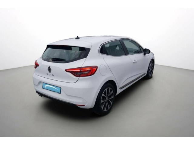 Renault Clio image 9