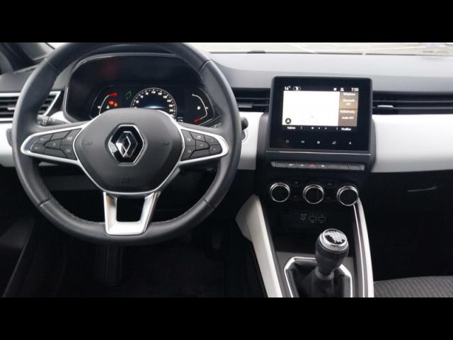 Renault Clio image 6