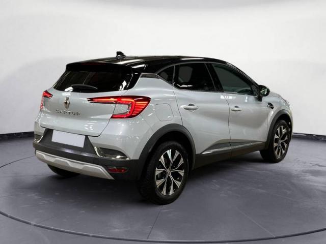 Renault Captur image 1
