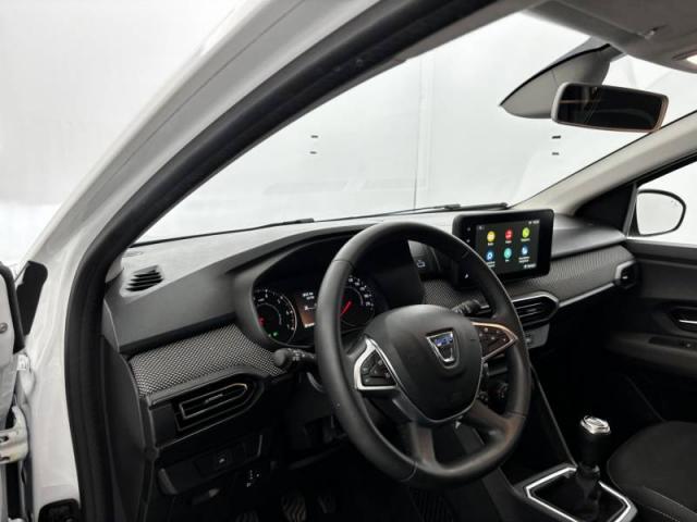 Dacia Jogger image 1
