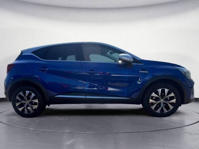 Renault Captur image 2