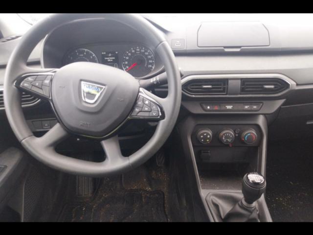 Dacia Jogger image 1