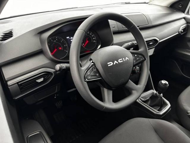 Dacia Sandero image 1
