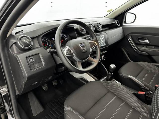 Dacia Duster image 1