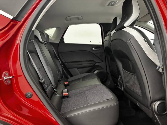 Renault Captur image 6