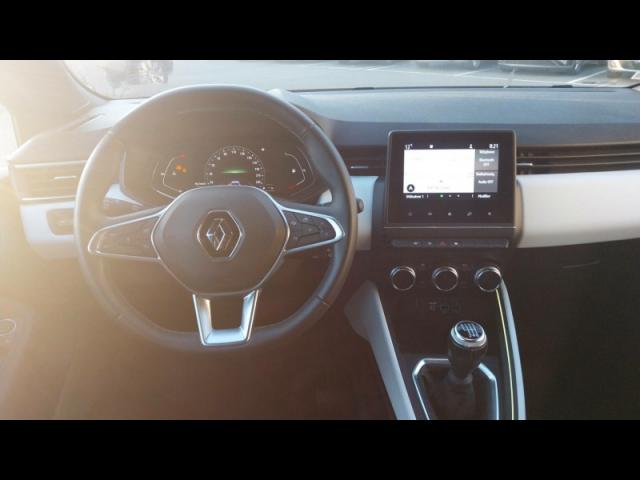 Renault Clio image 2