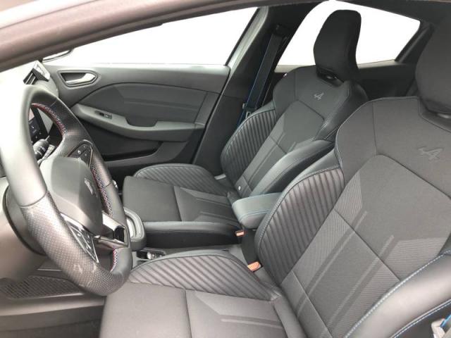Renault Clio image 1