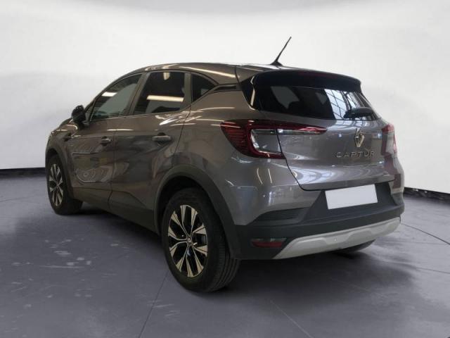 Renault Captur image 2