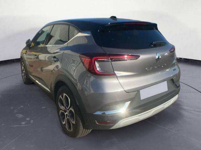 Renault Captur image 9