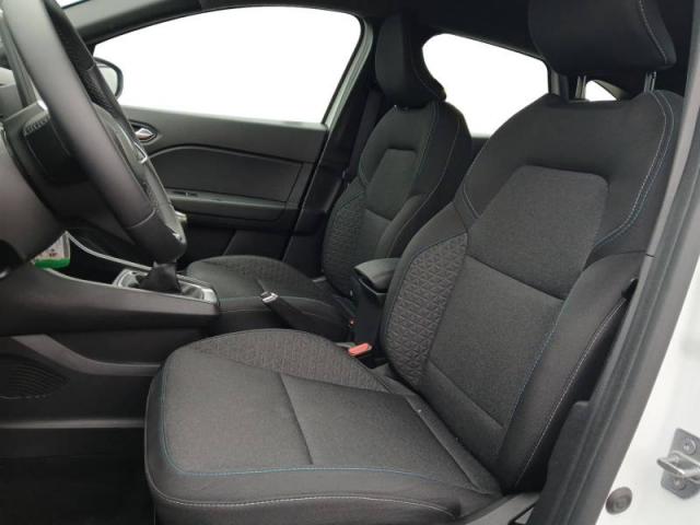 Renault Captur image 1