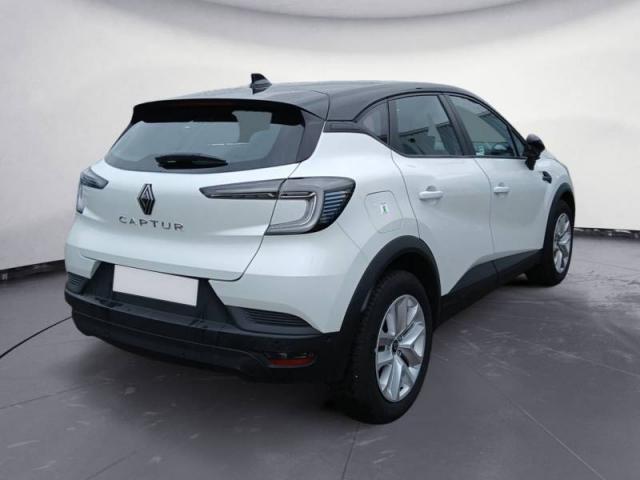 Renault Captur image 2