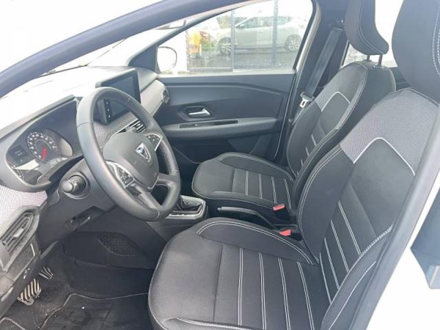 Dacia Sandero image 3