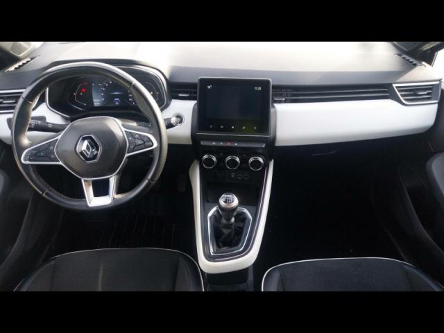 Renault Clio image 2