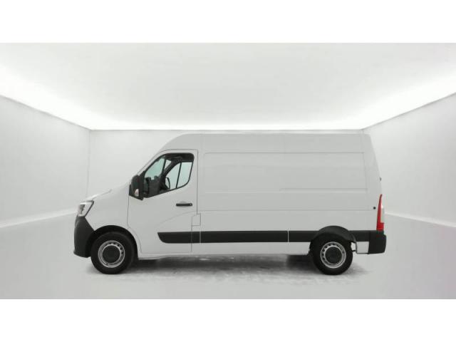 Renault Master image 2