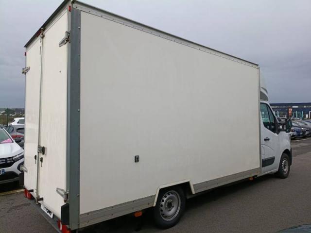 Renault Master image 1