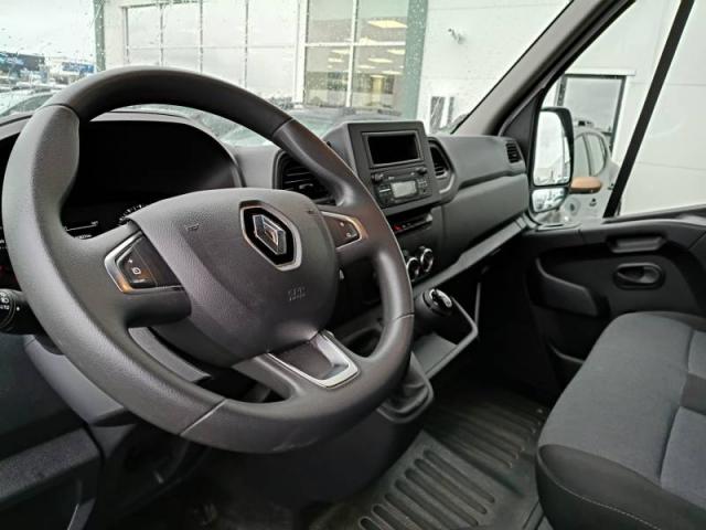 Renault Master image 1