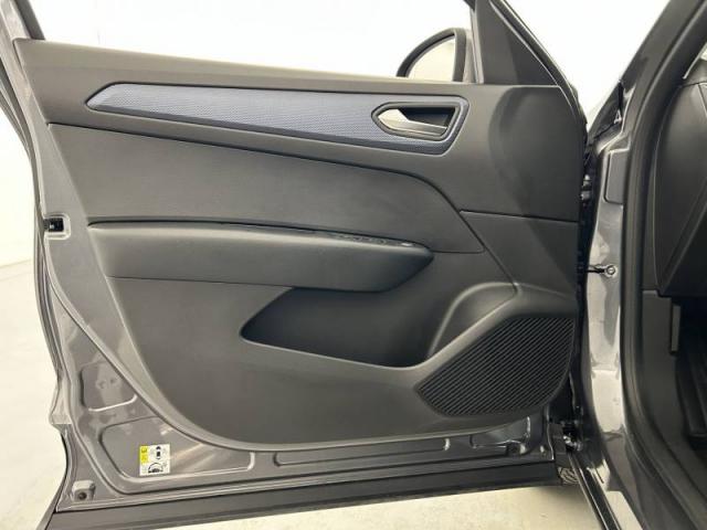 Renault Arkana image 8