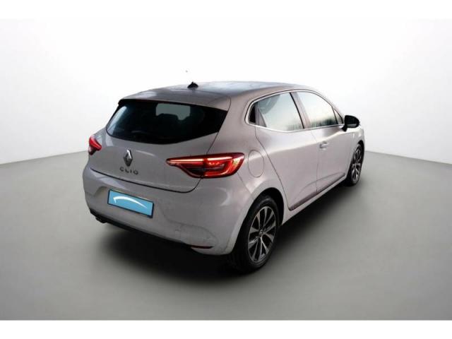 Renault Clio image 9