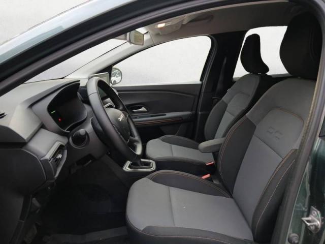Dacia Jogger image 1