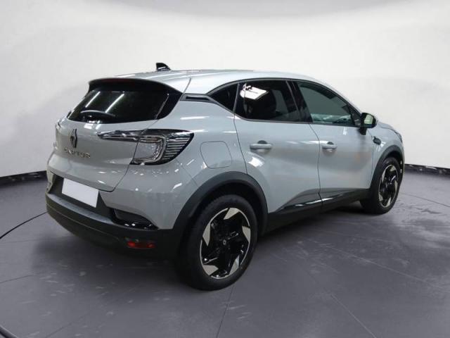 Renault Captur image 9