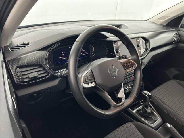 Volkswagen T-Cross image 1