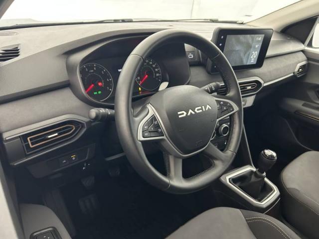 Dacia Sandero image 1