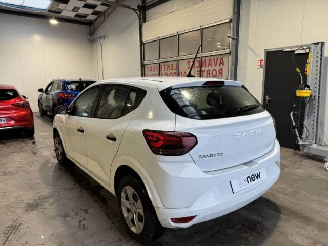 Dacia Sandero image 2