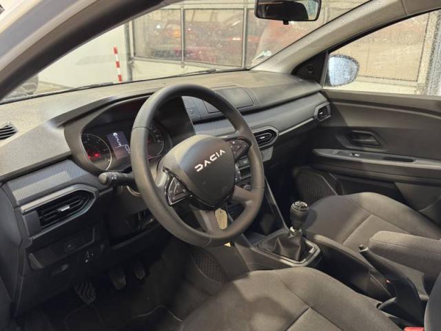 Dacia Sandero image 3