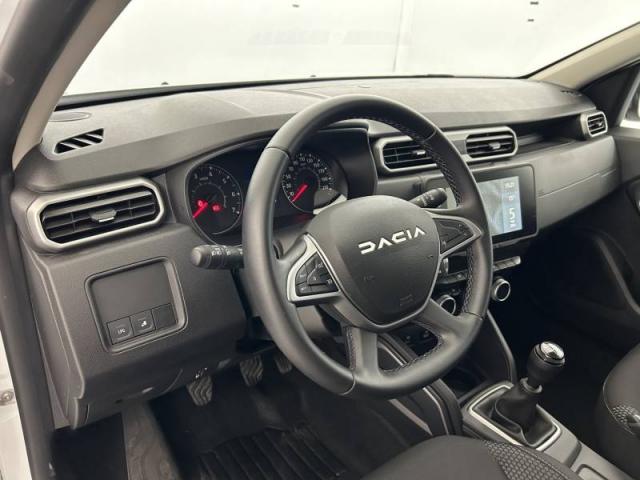 Dacia Duster image 1