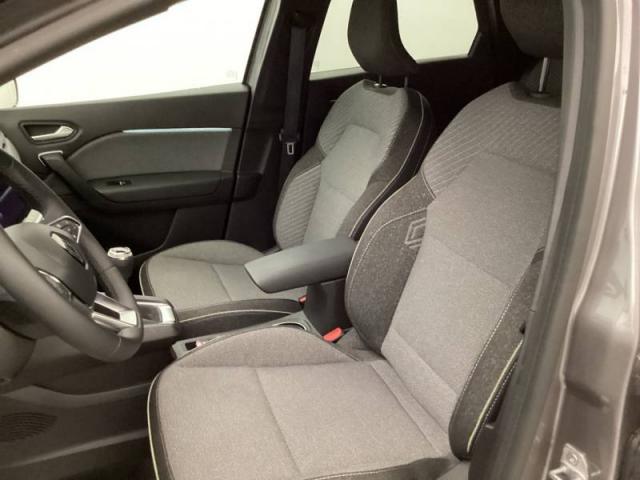 Renault Captur image 7