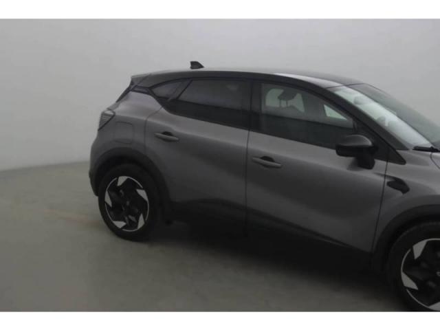 Renault Captur image 2