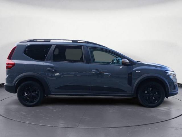 Dacia Jogger image 1