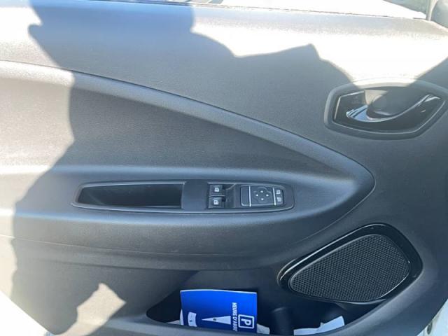 Renault Zoe image 8