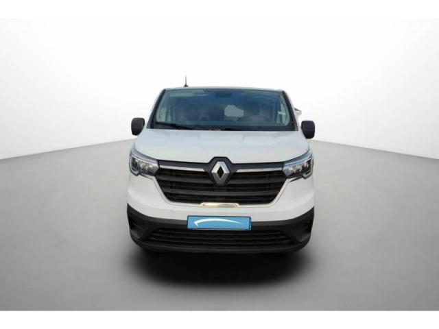 Renault Trafic image 2