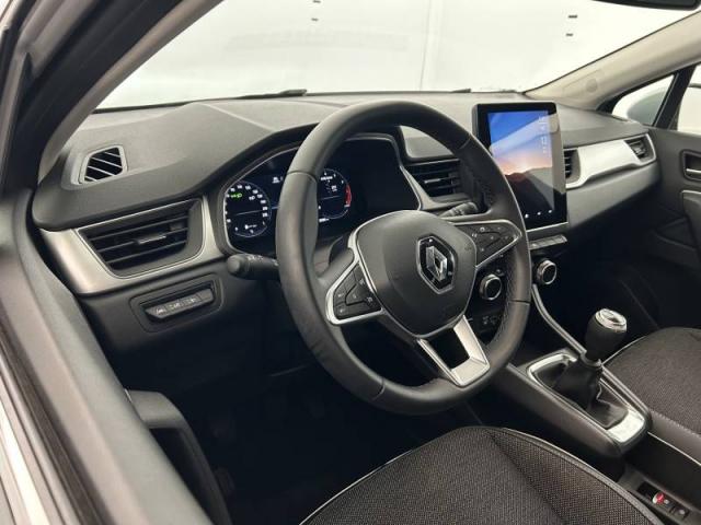 Renault Captur image 1