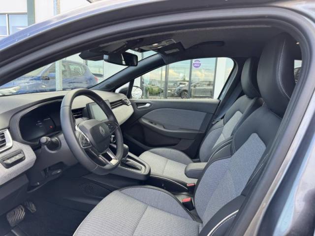 Renault Clio image 9
