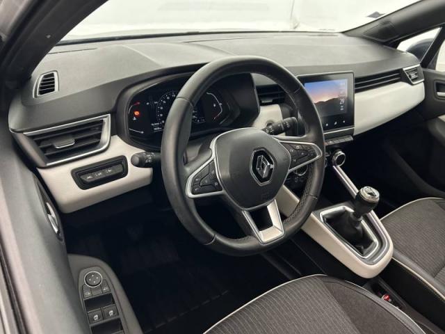 Renault Clio image 1