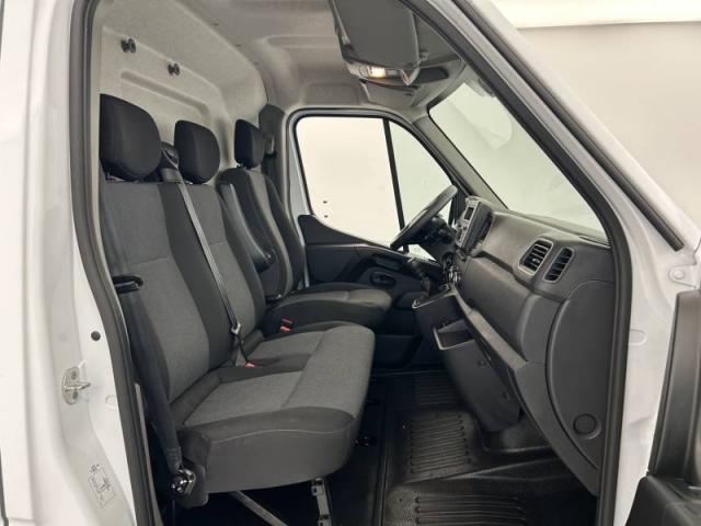 Renault Master image 6