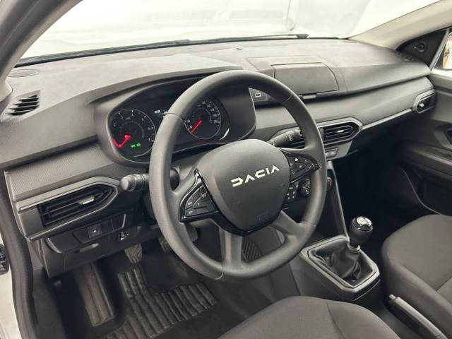 Dacia Jogger image 1