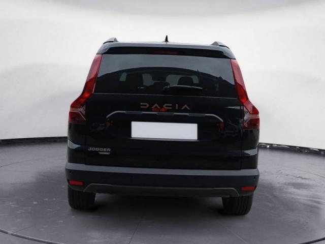 Dacia Jogger image 1
