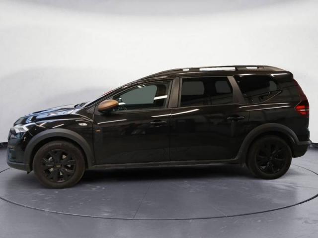 Dacia Jogger image 1