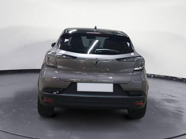 Renault Captur image 8