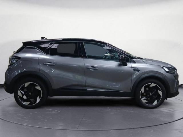 Renault Captur image 9