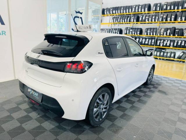 Peugeot 208 image 3