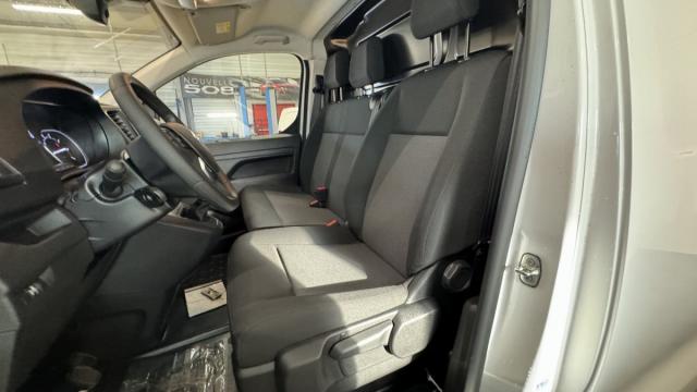 Citroen Jumpy image 2