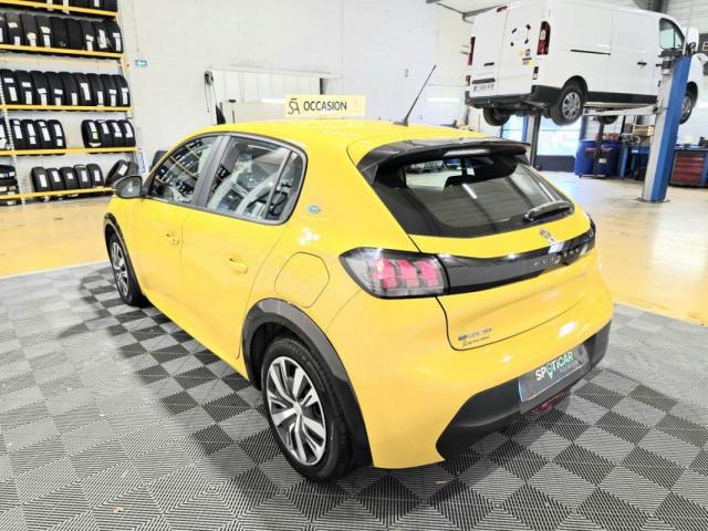 Peugeot 208 image 7