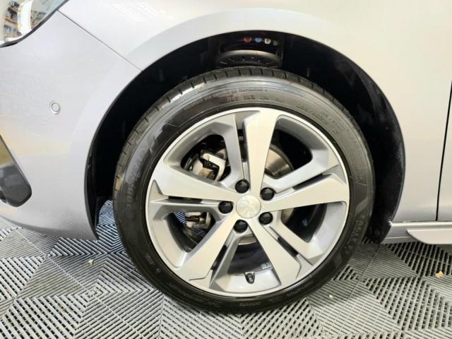 Peugeot 308 image 5